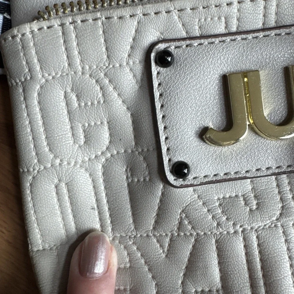 modern juicy